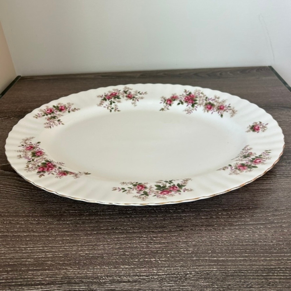 Royal Albert Lavender Rose Oval Serving Platter Bone China England Fluted Gold